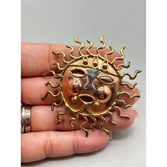 Vintage Handcrafted Mixed Metal Sunface Brooch Brutalist Made in Mexico Sunburst - Picture 5 of 6